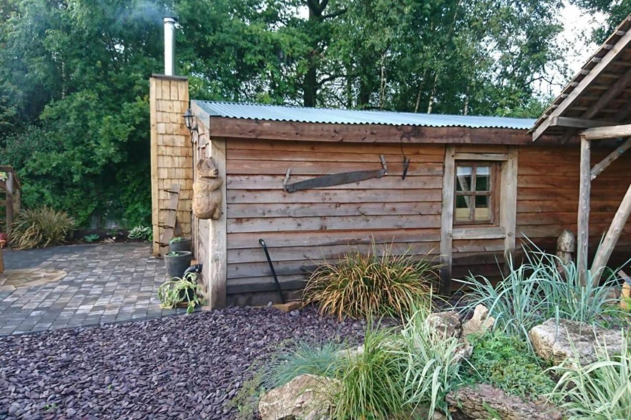 Charming 2-Bed Cabin In سوتون كولدفيلد المظهر الخارجي الصورة