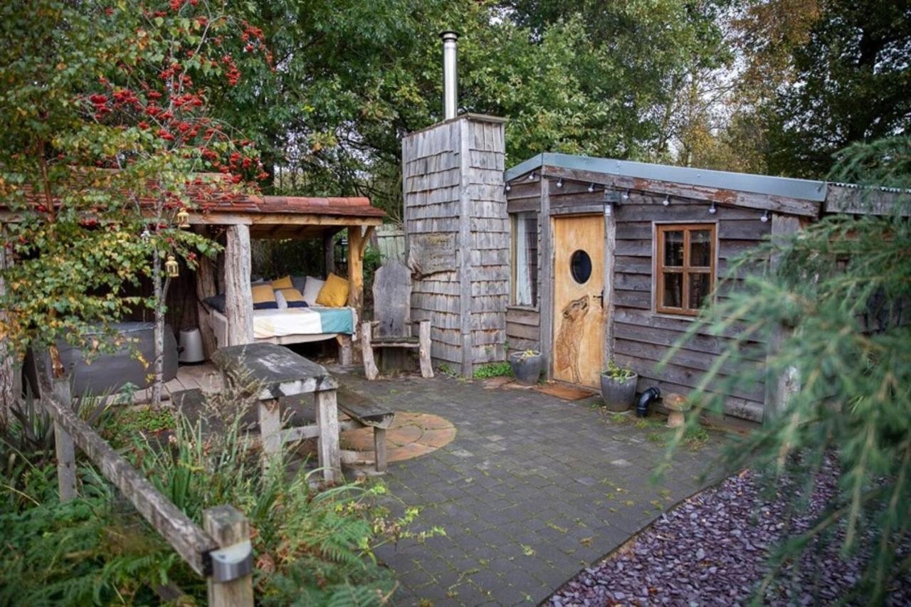 Charming 2-Bed Cabin In سوتون كولدفيلد المظهر الخارجي الصورة